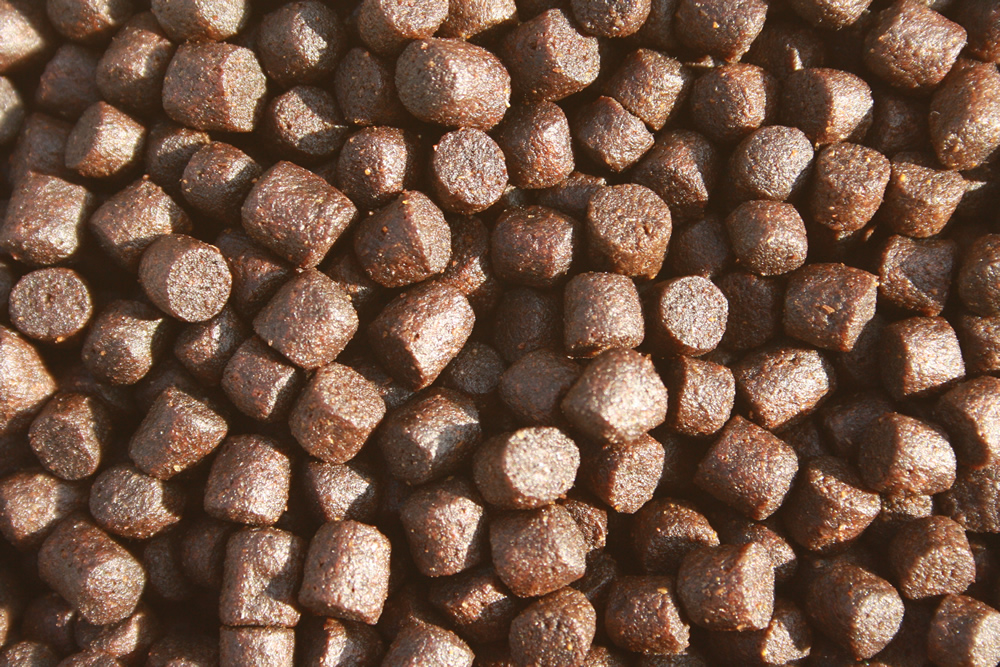 Spirulinafutter, Koifutter, Schwimmfutter Farbschutz, Immunschutz, Sommer 6mm 5kg