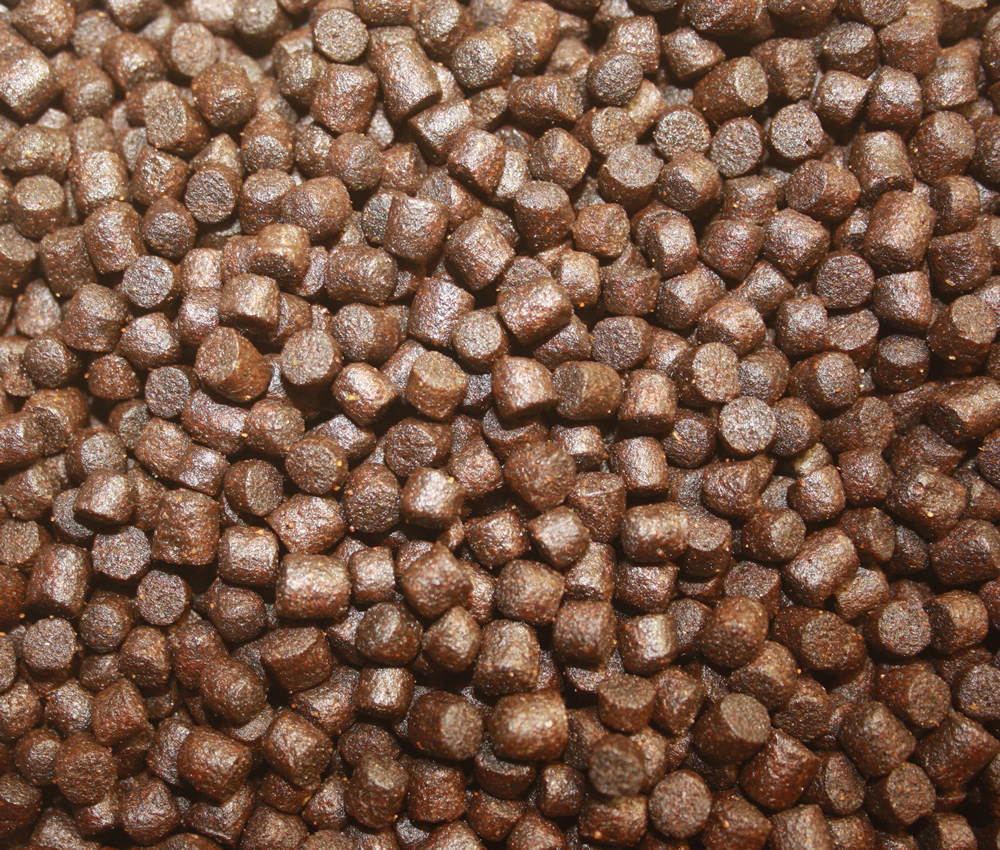 Koifutter Premium Sommerfutter, Wachstum  Koi, Top Color + Shape, Fitness, Farbverbesserung  6mm 5kg