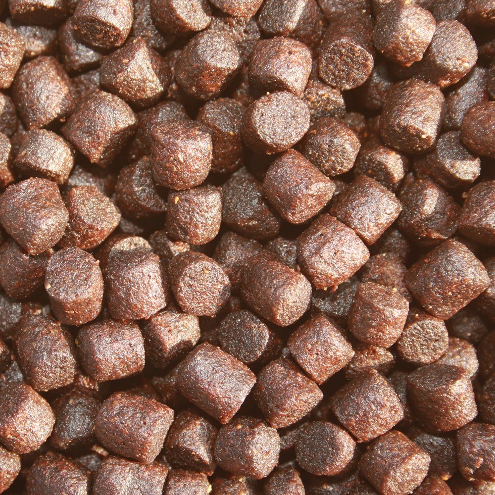 Frühjahrsfutter Koifutter energiereich teilsinkend hochverdaulich Spirulinafutter Koi 6mm 5kg Eimer