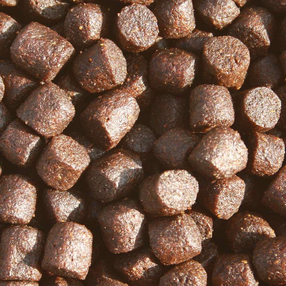 Koifutter,  Sommerfutter, Premium Schwimmfutter, Spirulina + Astax Farbschutzfutter 6mm, 10kg