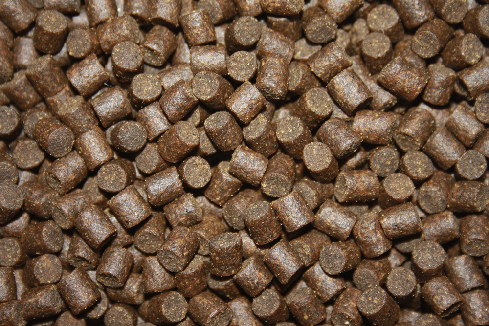 Koiwinterfutter, Sinkfutter für Koi im Winter Tomodachi Deep Winter 5mm 15kg